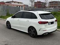 Usata Mercedes B180 AMG 116 CV (85 kW) 2019 Bianco Utilitaria