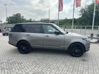 Usata Land Rover Range Rover Vogue 249 CV (183 kW) 2019 Grigio SUV