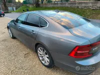 Usata Volvo S90 Business Edition 190 CV (139 kW) 2018 Grigio Berlina