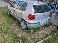 Usata VW Polo 50 CV (36 kW) 2001 Grigio Berlina