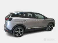 Usata Peugeot 3008 Allure 130 CV (95 kW) 2023 Grigio SUV