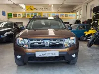 Usata Dacia Duster Ambiance 105 CV (77 kW) 2015 Marrone SUV