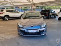 Usata Renault Mégane III 110 CV (80 kW) 2011 Grigio Utilitaria