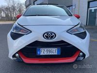 Usata Toyota Aygo Connect Style 72 CV (52 kW) 2019 Bianco Utilitaria