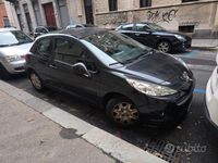 Usata Peugeot 207 75 CV (55 kW) 2012 Nero Berlina