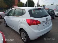 Usata Kia Venga Active 90 CV (66 kW) 2016 Bianco Utilitaria