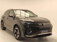 Usata VW Tiguan R-line 150 CV (110 kW) 2025 Nero SUV