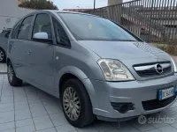 Usata Opel Meriva Club 75 CV (55 kW) 2006 Grigio Monovolume