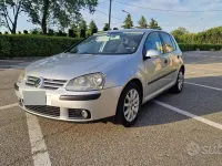 Usata VW Golf IV Trendline 75 CV (55 kW) 2004 Berlina