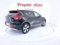 Usata Volvo XC40 Core 129 CV (94 kW) 2022 Black solid SUV