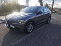 Usata Alfa Romeo Stelvio Super 210 CV (154 kW) 2023 Grigio vesuvio SUV