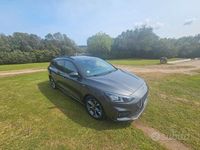 Usata Ford Focus ST-Line 120 CV (88 kW) 2020 Grigio Station wagon