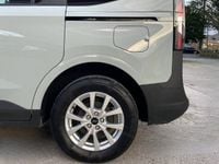 Usata Ford Tourneo Courier 125 CV (91 kW) 2024 Grigio Monovolume