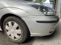 Usata Ford Focus Ambiente 90 CV (66 kW) 2002 Argento Berlina