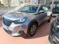 Usado Peugeot 2008 Active 110 HP (80 kW) 2021 Cinzento SUV