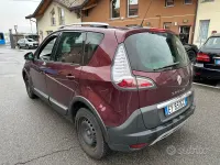 Usata Renault Scenic E-Tech XMOD 110 CV (80 kW) 2015 Rosso Monovolume