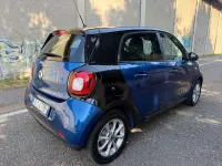 Usata Smart ForFour Superpassion 71 CV (52 kW) 2020 Blu/azzurro Utilitaria
