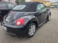 Usata VW Beetle 105 CV (77 kW) 2008 Other Cabrio