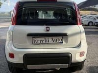 Usata Fiat Panda 4x4 S 95 CV (69 kW) 2018 Bianco Utilitaria