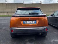 Usata Peugeot 2008 Active 110 CV (80 kW) 2021 Arancione SUV