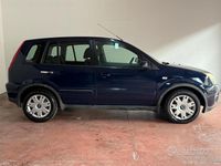 Usata Ford Fusion 68 CV (50 kW) 2007 Blu Berlina