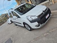 usata Citroën Berlingo XTR 1.6 HDI 5 POSTI ANNO 2015 KM