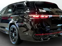 Begagnad VW Passat R-line 193 HK (141 kW) 2025 Svart Kombi