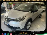 Usata Renault Captur 131 CV (96 kW) 2020 Argento SUV