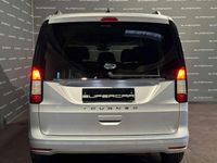 Usata Ford Tourneo Connect Titanium 122 CV (89 kW) 2023 Argento Monovolume