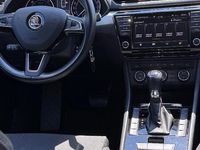 Usata Skoda Superb 140 CV (102 kW) 2016 Marrone Berlina