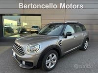 Usata Mini Cooper D Countryman Business 150 CV (110 kW) 2017 Grigio SUV