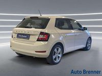 Usata Skoda Fabia Ambition 75 CV (55 kW) 2021 Bianco magnolia Berlina