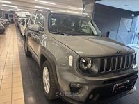 Begagnad Jeep Renegade Limited 131 HK (96 kW) 2022 Grå SUV