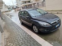 Usata Ford Focus 90 CV (66 kW) 2010 Nero Station wagon