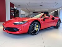 Usata Ferrari 296 663 CV (487 kW) 2025 Rosso Cabrio