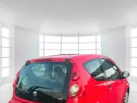 Usata Peugeot 107 68 CV (50 kW) 2008 Rosso Utilitaria