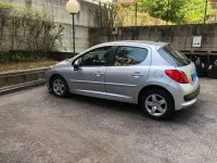 Usata Peugeot 207 95 CV (69 kW) 2009 Argento Berlina