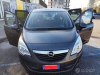 Usata Opel Meriva 101 CV (74 kW) 2012 Grigio Monovolume