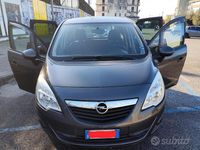 Usata Opel Meriva 120 CV (88 kW) 2012 Grigio Monovolume