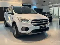 Usata Ford Kuga 150 CV (110 kW) 2017 Bianco SUV