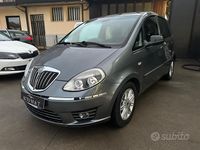Usata Lancia Ypsilon 75 CV (55 kW) 2012 Grigio Utilitaria