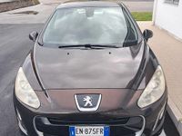 Usata Peugeot 308 Active 92 CV (67 kW) 2012 Marrone Berlina