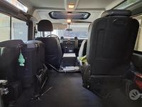 Usata Land Rover Defender 68 CV (50 kW) 2010 Nero SUV