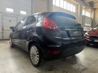 Second-hand Ford Fiesta Titanium 82 CP (60 kW) 2008 Gri Hatchback