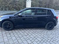 Usata VW Golf VII Highline 110 CV (80 kW) 2017 Berlina