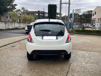 Usata Lancia Ypsilon S 69 CV (50 kW) 2023 Bianco Utilitaria