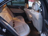 Usata Mercedes E350 AMG 265 CV (194 kW) 2011 Nero Berlina