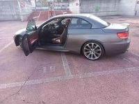 Usata BMW 325 Cabriolet 218 CV (160 kW) 2007 Grigio Cabrio