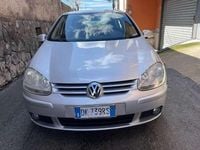 Usata VW Golf V Comfortline 105 CV (77 kW) 2007 Argento Berlina