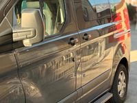 Begagnad Ford T 2016 Grå Minibuss